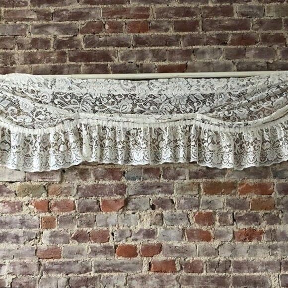 Curtain Lace Valance Flowers Ruffled Ivory 66 x 22 - Picture 1 of 2
